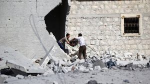 j7cmunsqti_26hduig6nrq-1280-po-koden-dom-po-bojoch-bl-zko-aleppo-17-okt-bra-2016