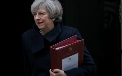 Dolná komora britského parlamentu schválila zákon o začatí rozhovorov o brexite.