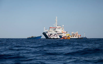 FRONTEX: Ľudia umierajú, pretože ich zachraňujeme | Konzervatívny výber