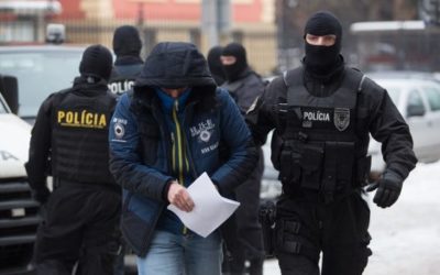 Mimoriadna správa: Národná jednotka boja proti terorizmu a extrémizmu vyšetruje štatutára nadácie „Naše Slovensko pomáha“.