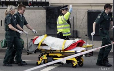 ONLINE: Streľba pred britským parlamentom, incident má už štyri obete.