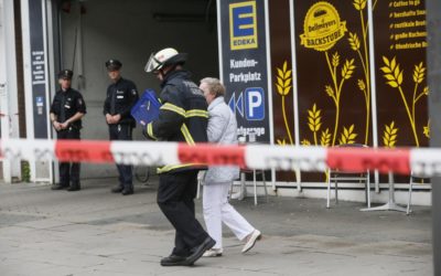 Hamburského útočníka přemohli svědci. Jednoho člověka ubodal, čtyři další zranil.