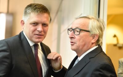 Slovensko zmení prístup k utečencom a stane sa “solidárnou krajinou EÚ.“ Fico potrebuje “lásku z Bruselu,“ píše portál Politico.