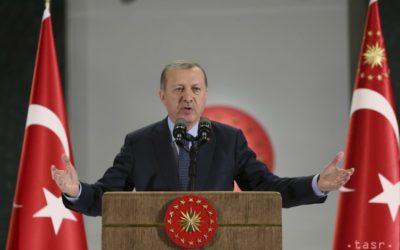 Turecký prezident obvinil Nemecko z napomáhania terorizmu.