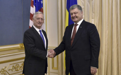 UKRAJINA: Minister obrany USA James Mattis priviezol zbrane.