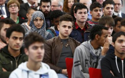 Deportace migrantů i víc kamer v ulicích. Co slibují politické strany německým voličům.