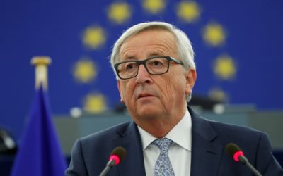 Juncker: Európa je kontinent, ktorý starne, členské krajiny musia prijímať viac migrantov.