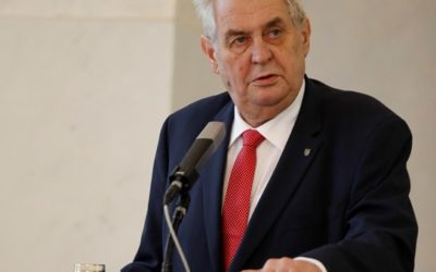 Zeman a Babiš ohrozujú NATO a záujmy USA, musíme zasiahnuť, píše americký server.