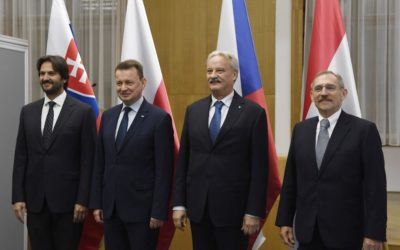 V4 odmieta tresty za nenaplnenie kvót, štáty podpísali deklaráciu.