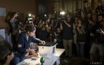 Za nezávislosť Katalánska hlasovalo v referende 90 percent voličov.