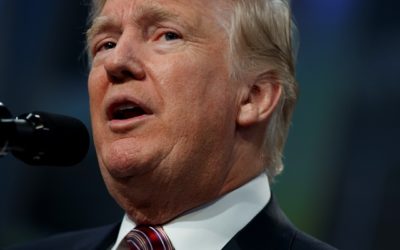 Trump vyzval senátny výbor pre spravodajské služby, aby sa začal zaoberať „falošnými médiami“