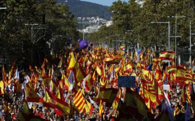 V Barcelone demonštruje za jednotu Španielska milión ľudí.