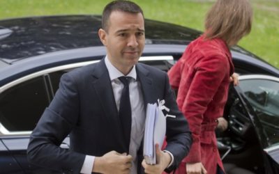 Drucker súhlasí s výpočtom odmien pre vedenie VšZP. Manažérom treba adekvátne zaplatiť