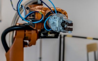 Umělá inteligence a roboti ohrozí zásadně pracovní místa už za pět let – !Argument