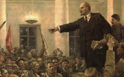 Sto let stará revoluce, vyvolávající spousty nikdy nezodpovězených otázek. 