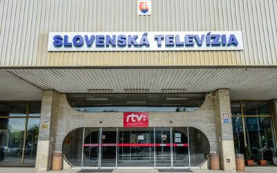 Známa skupinka aktivistov okolo Gála, Dostála, Zajaca, Mesežnikova protestuje proti zrušeniu relácie RTVS Reportéri.
