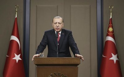 Erdogan vyzval USA, aby neprovokovalo Turecko. 