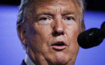 Americké zbrane sú najlepšie, tvrdí Trump. Menším štátom pomôže s nákupom.