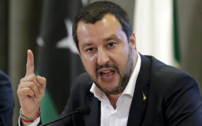 Salvini odkázal EÚ: Taliansko žiada zastavenie prílevu migrantov, nie almužnu.