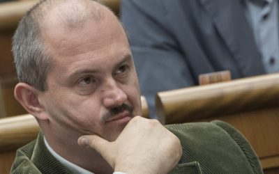 V ĽSNS a Sme rodina prehovorili a uviedli dôvod zmeny názoru pri hlasovaní o ústavných sudcoch. Kotleba: Mali sme tri zásadné požiadavky.