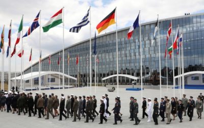 Nemecká opozícia navrhuje zvolanie summitu NATO kvôli zámerom USA ohľadom dohody INF. 