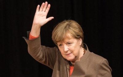 Ve Frankfurtu zazvonil zvonec a je Angely Merkel konec.