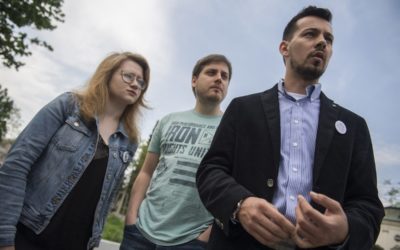 Polícia zrušila výsluchy organizátorov protestov.