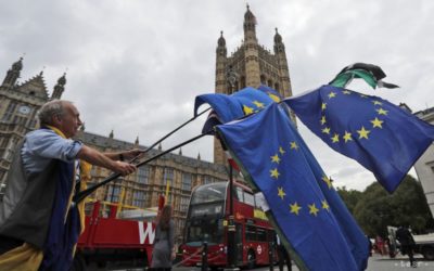Prieskum: Väčšina Britov podporuje zotrvanie v EÚ.