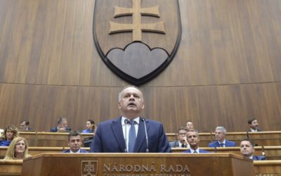 Prezidenta A. Kisku znepokojila hrozba demisie ministra M. Lajčáka.