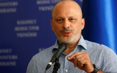 Šéfa ukrajinské veřejnoprávní televize odvolali krátce před volbami. Novináři i politici mluví o cenzuře.