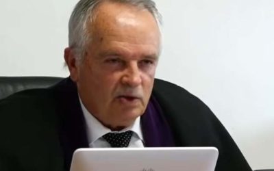 Radačovský podáva návrh na trestné stíhanie prezidentovho hovorcu Krpelana, Pellegriniho a Bugára vo veci vydierania.