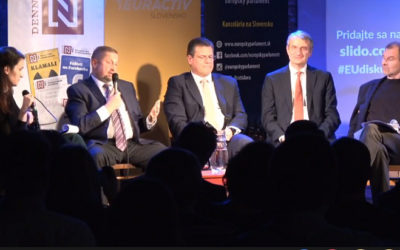 Šefčovič v debate prezidentských kandidátov: „Som za tvrdé jadro“. Podľa Mistríka o zahraničnej politike SR rozhoduje Fico, Blaha a Danko. Harabin: V tejto diskusii som jeden proti štyrom.