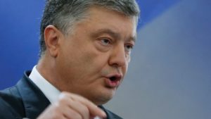 ybrvE7CTSlzZMIHhSSgrTg_Ukrajinsk-prezident-Petro-Poro-enko 1