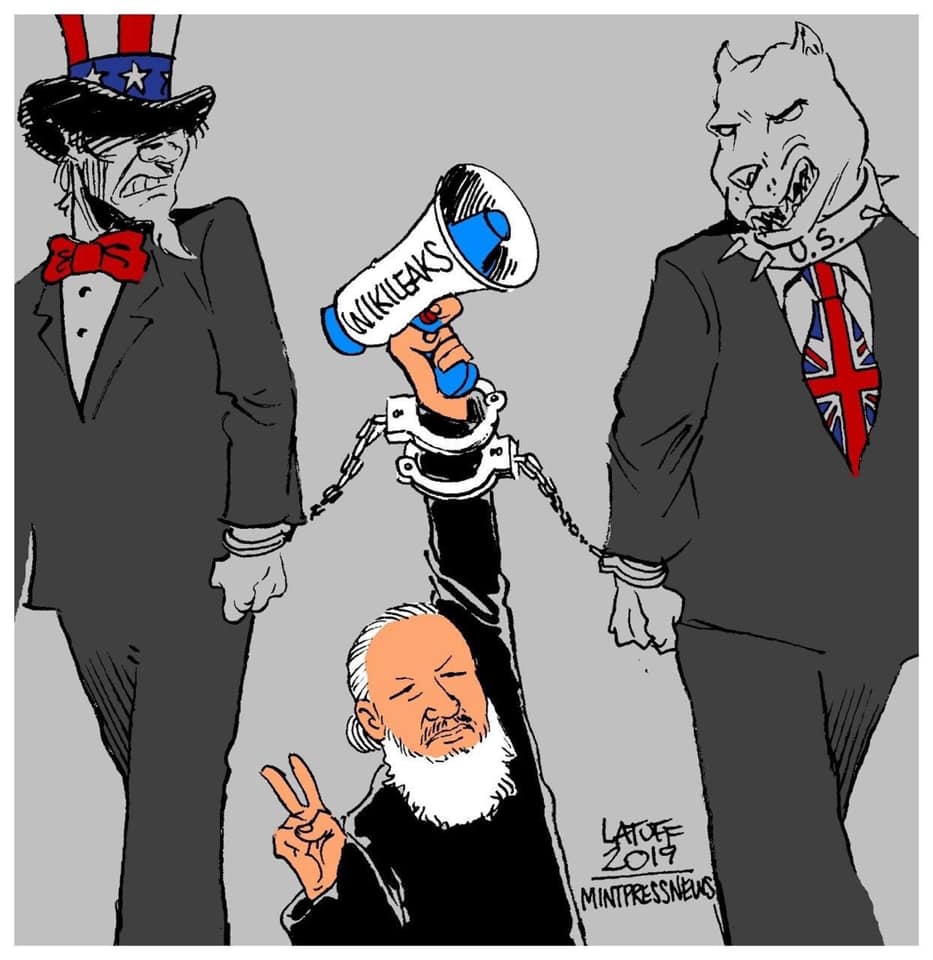 Julian Assange: fejková politika, fejková žurnalistika 1