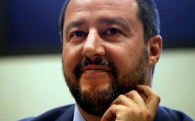 Salvini formuje alianciu krajne pravicových strán