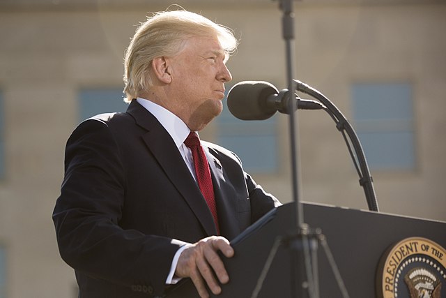 Trump znovu vyhrožoval Kubě „úplným a totálním embargem“. 1