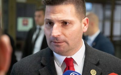 Róbert Švec: Som pripravený nebyť volebný líder. Miesto ponúkam Harabinovi, aby sa hlasy vlastencov netrieštili.