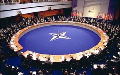 NATO apeluje na Rusko, aby zachránilo dohodu INF.
