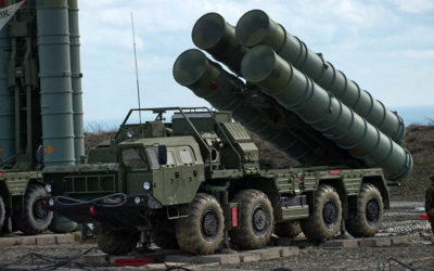 Rusko pokračuje v dodávkach protiraketového systému S400 do Turecka. USA protestujú.