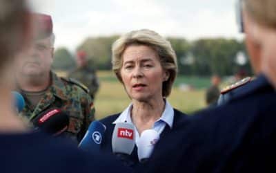 Summit EÚ navrhol za šéfku Európskej komisie Nemku von der Leyenovú.