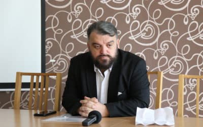 Eduard Chmelár: Tento režim plodí fašizmus.