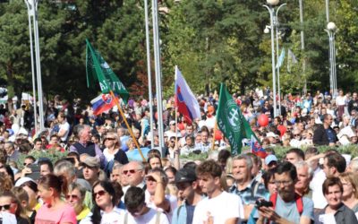 Pochod za život poznačili konflikty s ĽSNS. Do Kotlebu sa pustili KDH aj národniari.