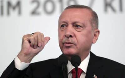 Erdogan, atomová bomba, tajemství nákupu S 400 a nepochopitelně netečný svět.
