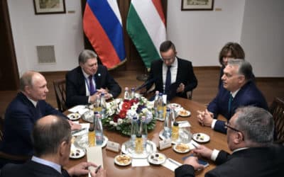 Putin hovoril s Orbánom o normalizácii vzťahov medzi Ruskom a Západom.