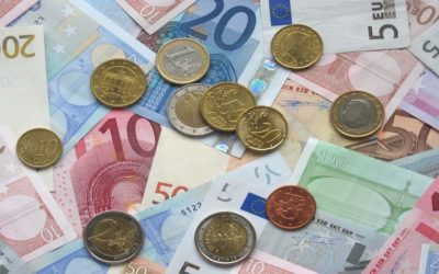 Euro je pasca a chyba, ktorú si treba priznať, hovorí šéf maďarskej národnej banky.