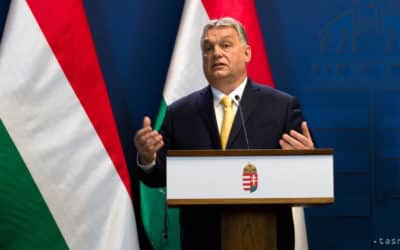 Orbán: Migračný tlak stúpa, požiadame V4 o pomoc pri ochrane hraníc.