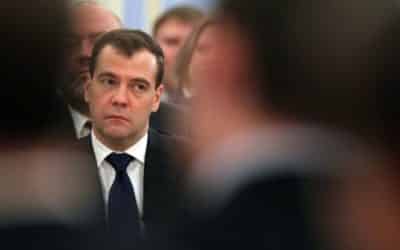 V Rusku padla vláda. Medvedev nečakane podal demisiu.