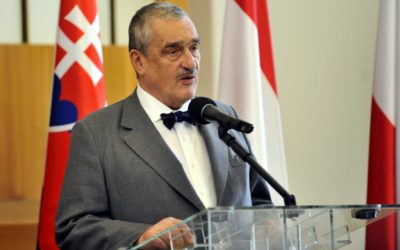 Celý život som podporoval USA. Ale toto je zločinné. Svetoví lídri sa nakazili terorizmom, hovorí Schwarzenberg.