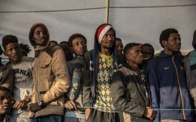 Ak korona prepukne v Afrike, tak migranti ňou štedro „obohatia“ EÚ. Brusel i OSN mlčia.