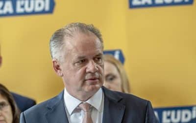 Kiskove klamstvá definitívne vyvrátil tanec okolo vianočného stromčeka.